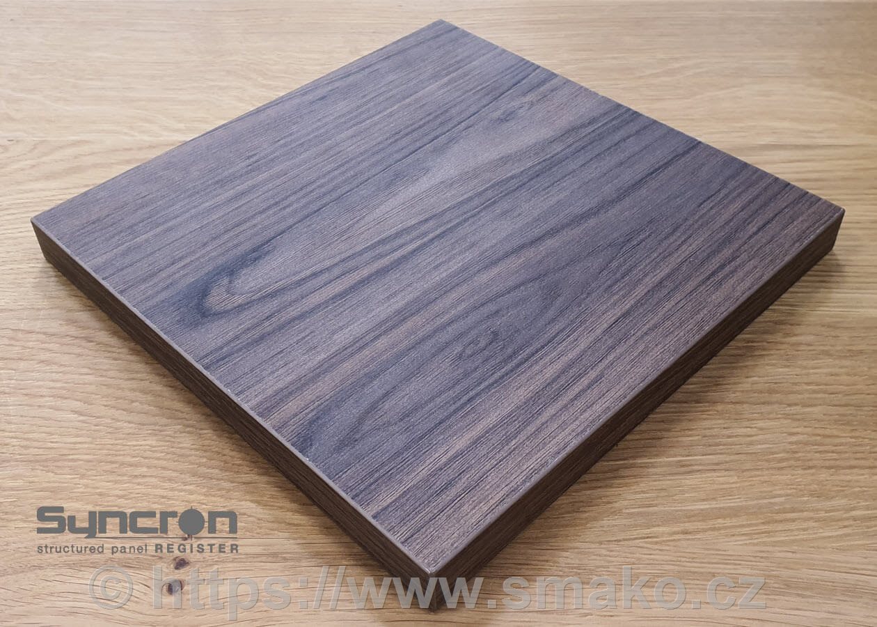 Dvířka ALVIC SYNCRON REGISTRO strukturovaný povrch synchropór